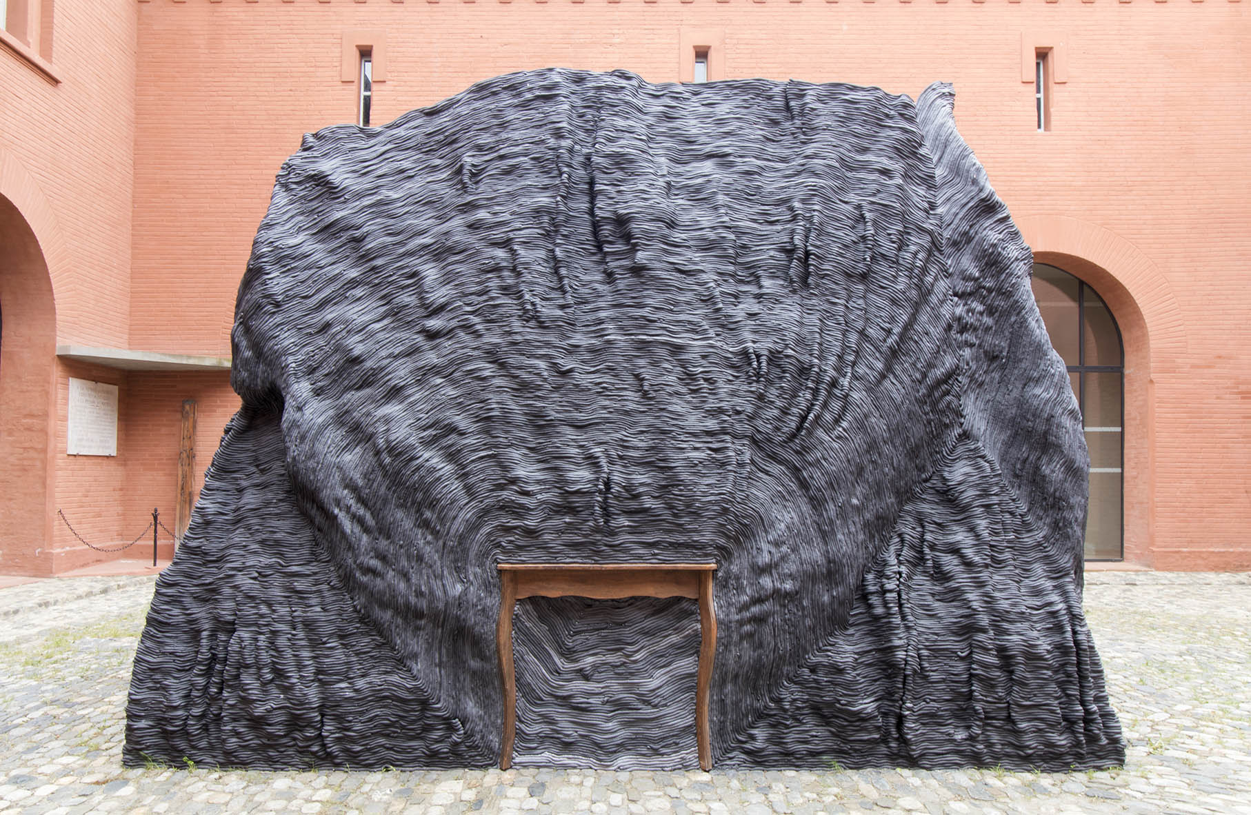 Hugo Bel sculpteur, installation, artiste, in situ, castelet, Toulouse